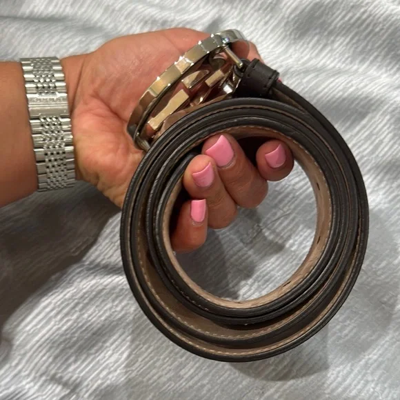 GG Supreme canvas belt finished with an interlocking G buckle. - Picture 11 of 13